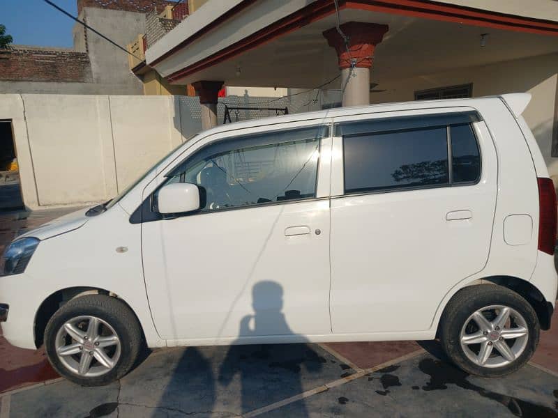 Suzuki Wagon R 2022 AGS 4