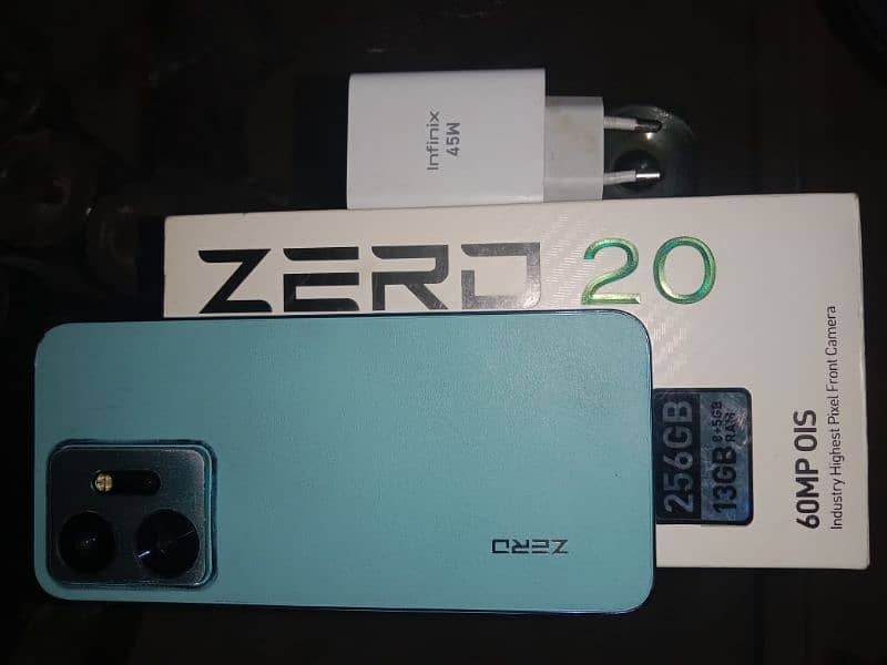 infinix zero 20  8/256Gb 4