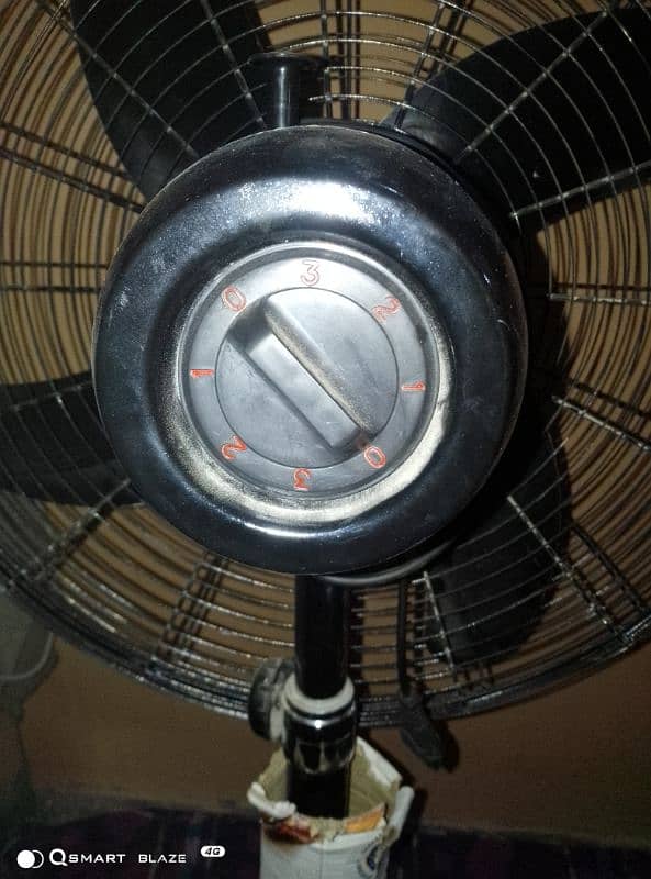 Table fan for sale in Karachi 03141252173 2