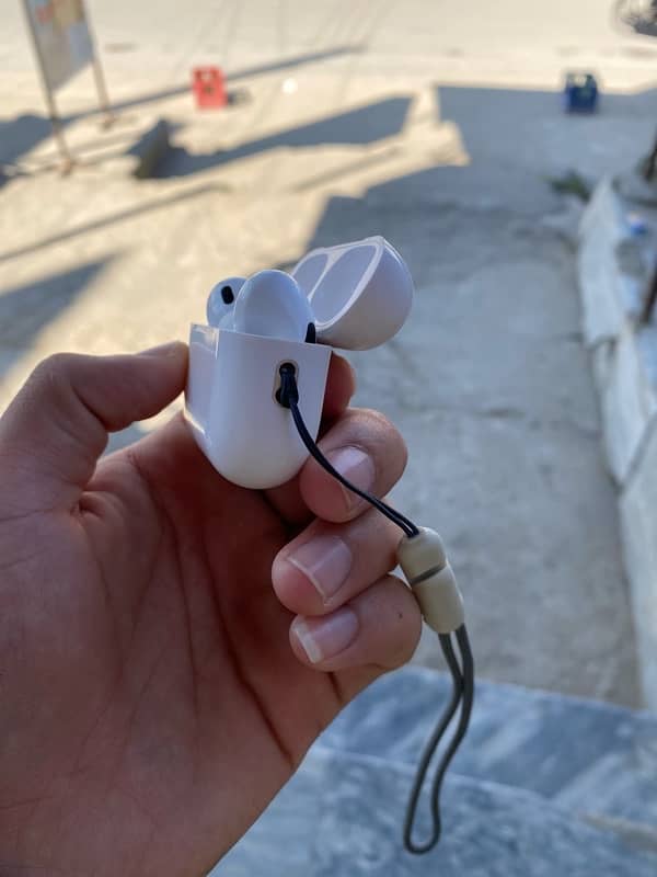 AirPod best for iPhone 2