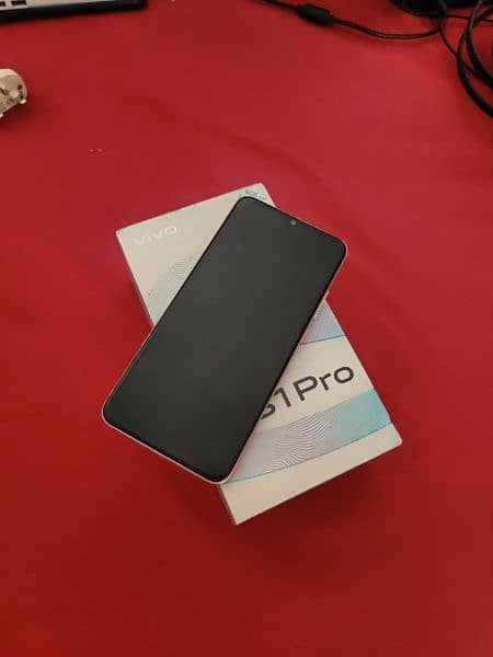 VIVO S1 pro with box and original charger 1