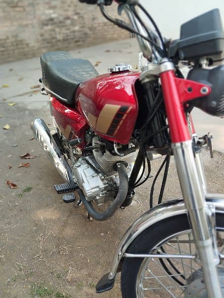 HONDA CG125 Euro2 in Red colour 5