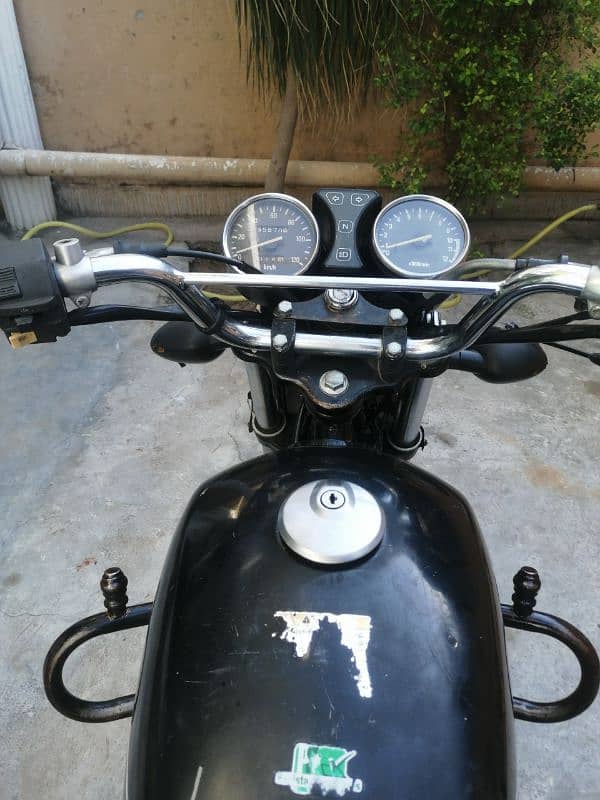 Suzuki GS 150 2015 Model For Sale 2