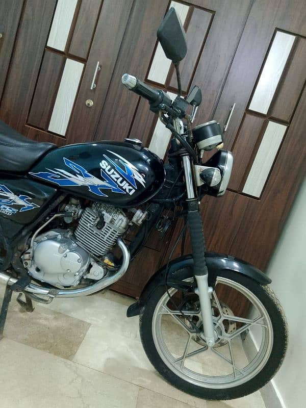 Suzuki Gs 150 Special Edition Fully Genuine. 1