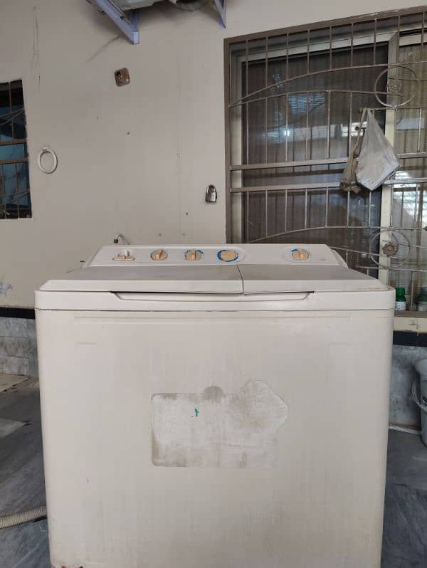 Haier full size Machine 12 kg urgent sale 0