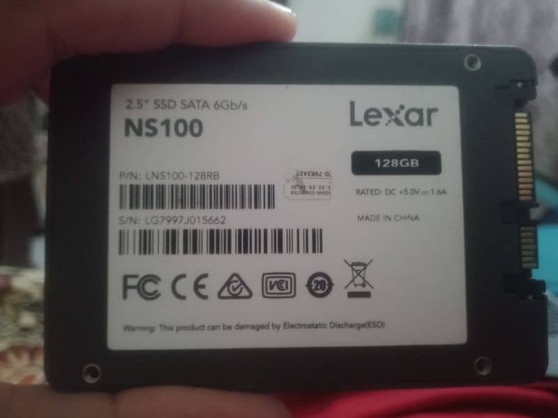 128gb Lexar SSD+ free caddy 1