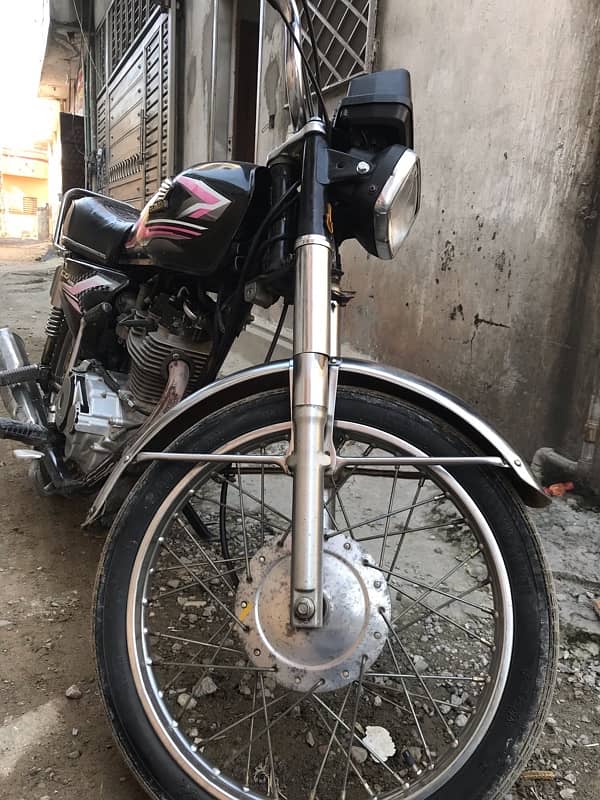 Honda 125 /WhatsApp contact me 03406298813 3