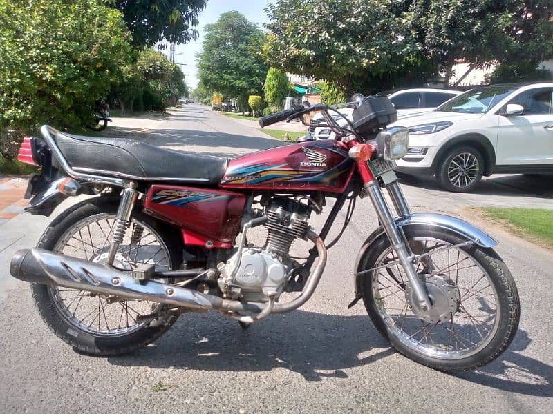 Honda 125 2018 model red color 1