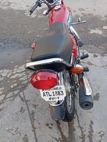 Honda 125 . . model 2024 Red new and fresh condition 2