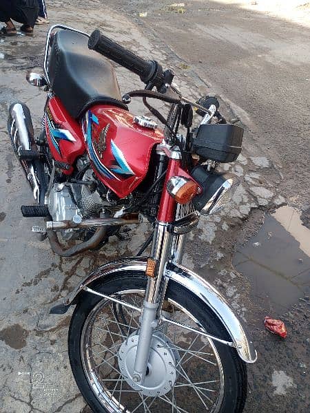 Honda 125 . . model 2024 Red new and fresh condition 6