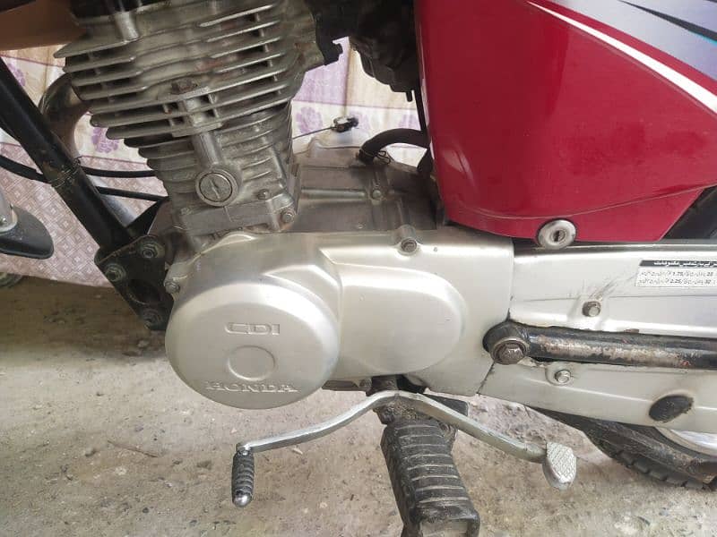 Honda 125 2012 model ( non Euro] 3