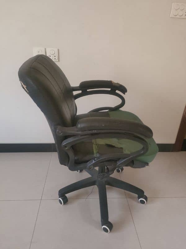 Used office chair 2