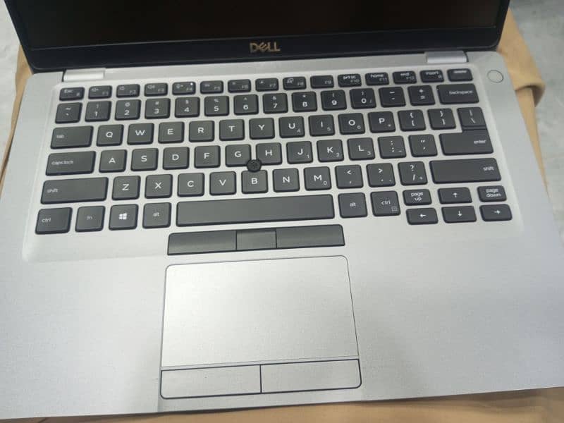 Dell  i5 10th generation Ram 8gb and SSD 256 Need money 0