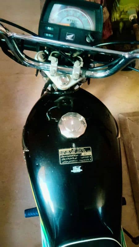 Honda CD 70 2023 4