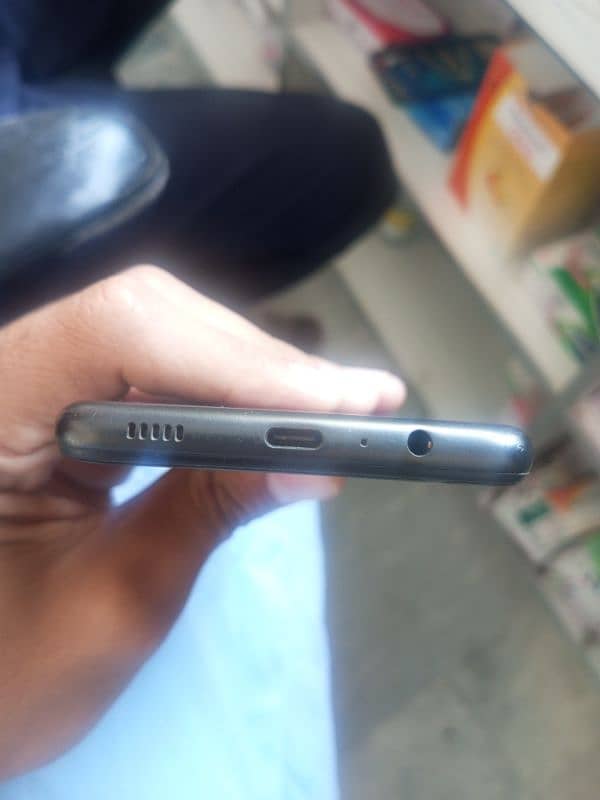 Samsung A12 for sale. 4