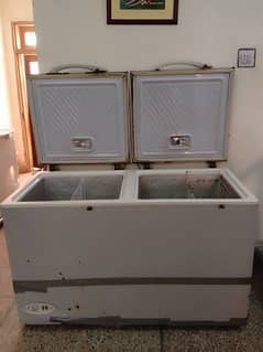 WAVES 2 in 1 Freezer for Sale.