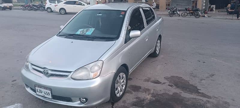 Toyota Platz 2003 0