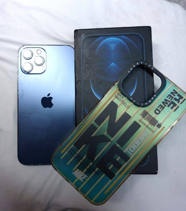 IPHONE 12 PRO MAX WATERPACK WITH BOX 11