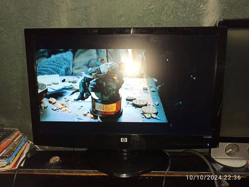 HP 22″ Widescreen high definition LED Monitor 2