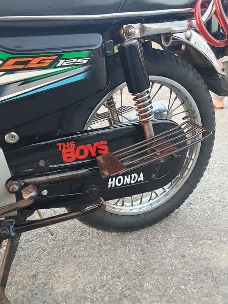 Honda CG-125 6