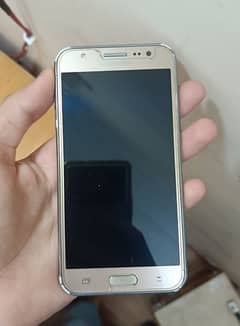 Samsung J5