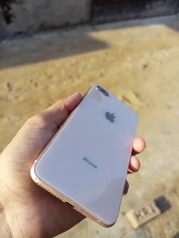 i phone 8plus 64Gb 4