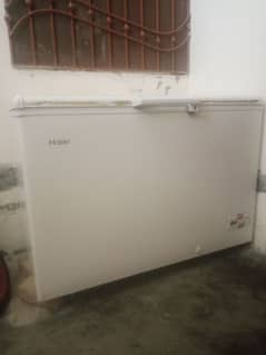 Urgent Sale Haier Deep Freezer Model HDF-405SD Weight 58 KG