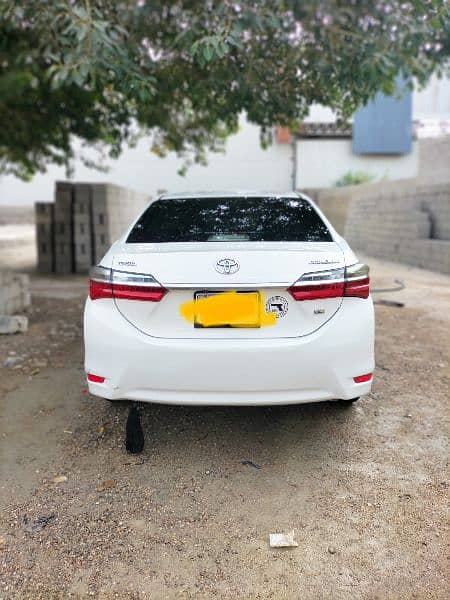 Toyota Corolla GLI 2018( Manual Transmission for sale) 3