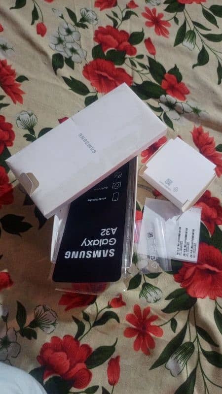 Samsung a32 6gb 128gb with original box 2