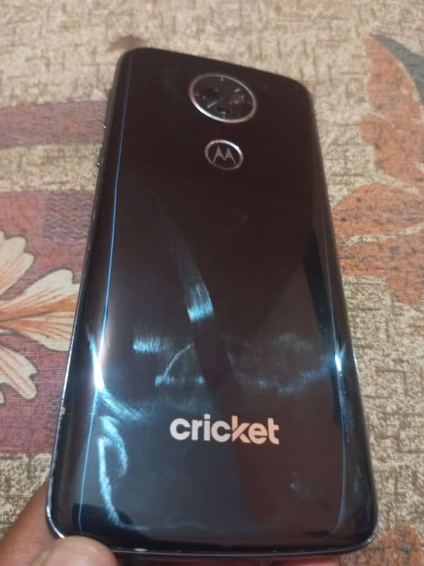 Motorola E5 plus 3gb 32gb. 0