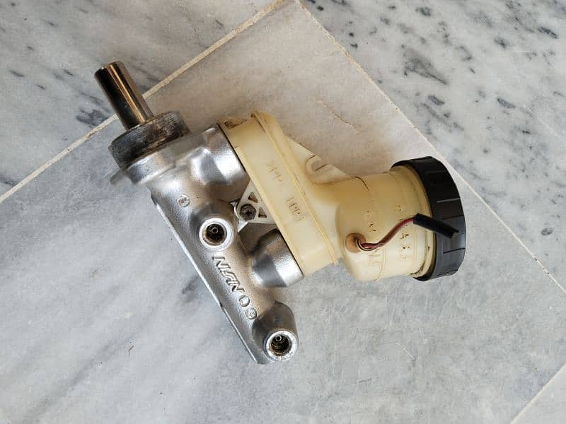 brake cylinder coure car 2003 2