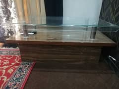 New-Like Centre Table for Sale!