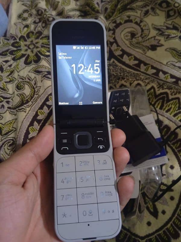 nokia 2720 3