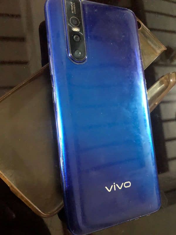 vivo V15 pro popup camera 6GB Ram 128gb PTA Aproved 2