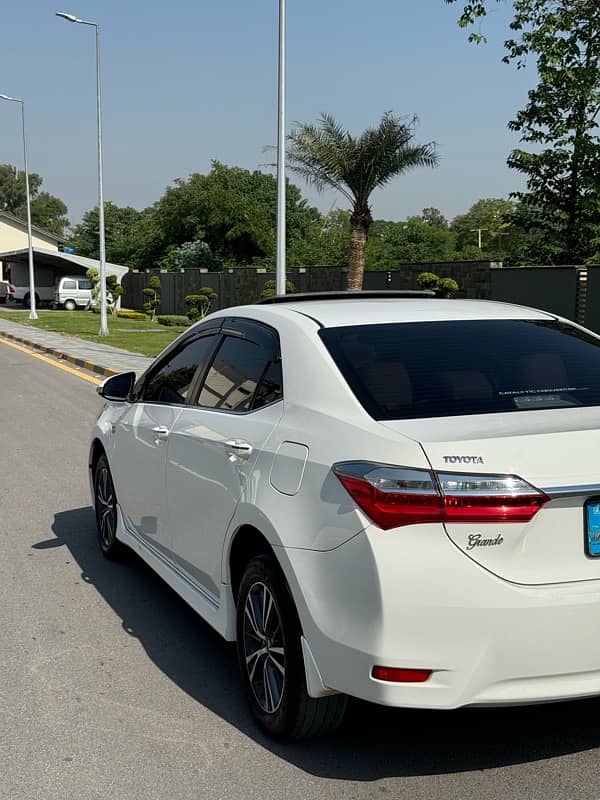 Toyota Altis Grande 2019 4