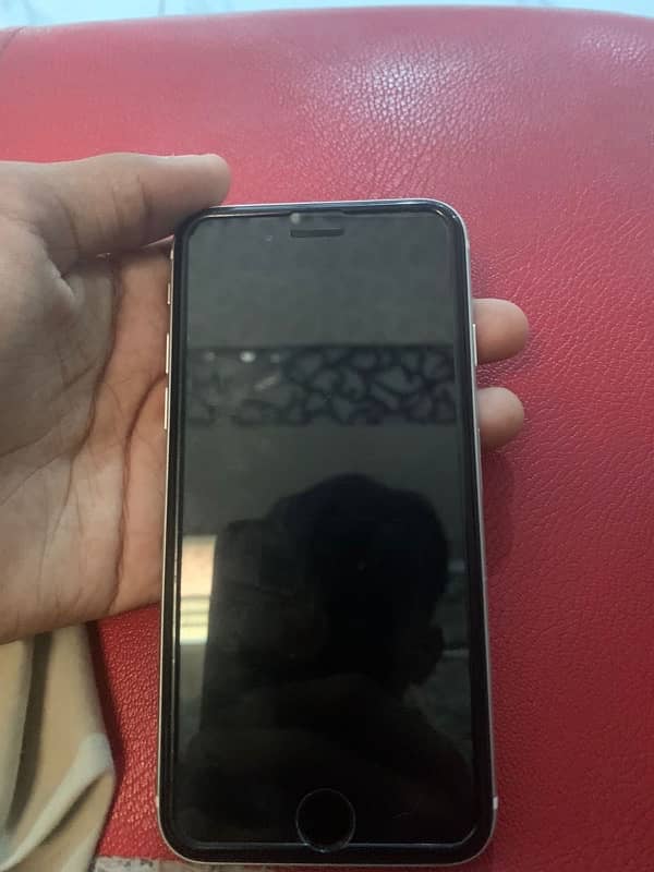 IPHONE SE 2020 FOR SELL 64 JV 3