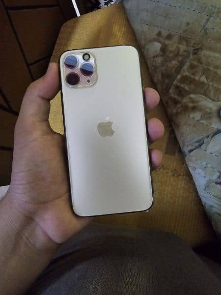 iPhone 11 pro 256 gb pta approved 5