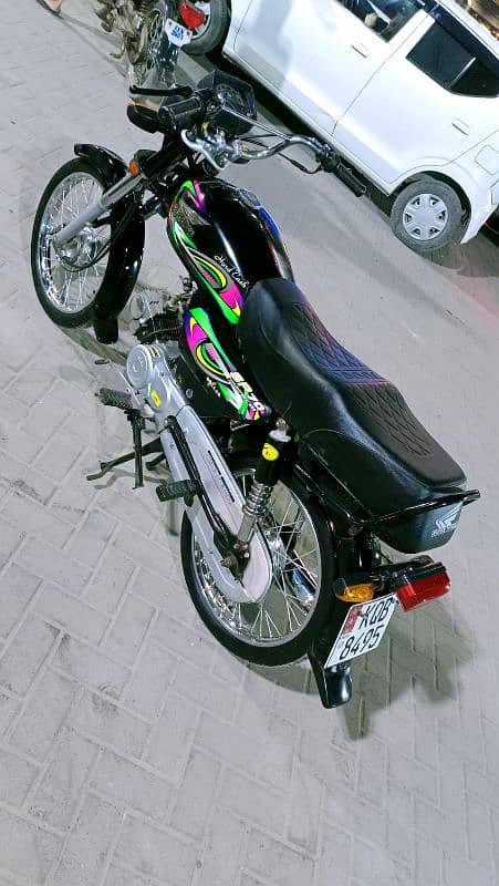 Super power 2023 5 Month Karachi num 1st owner Excellent condition 8