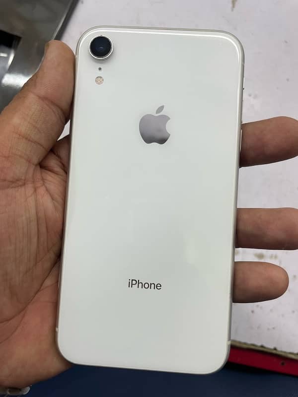 iphone xr non pta  64gb water pack  0.3. 0.8. 7.6.6. 6. 0.1. 9 2