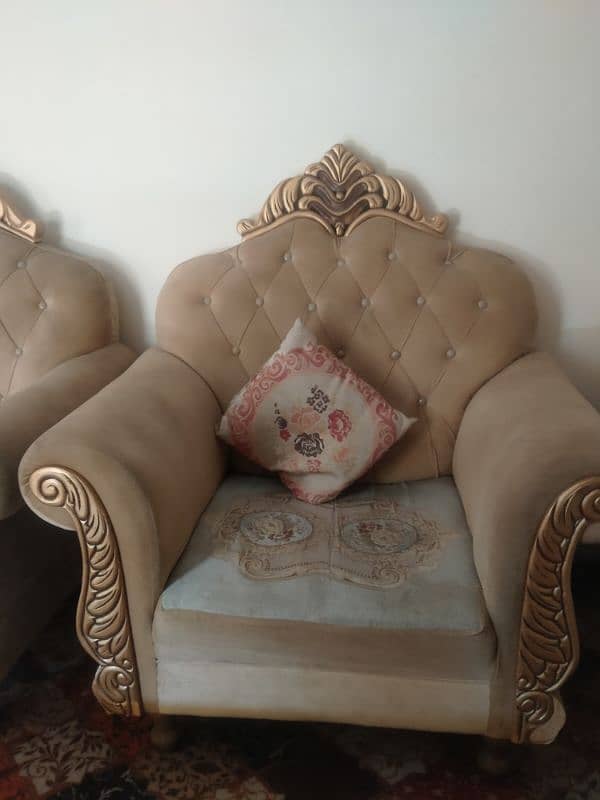 5 Seater beautiful sofa set 2