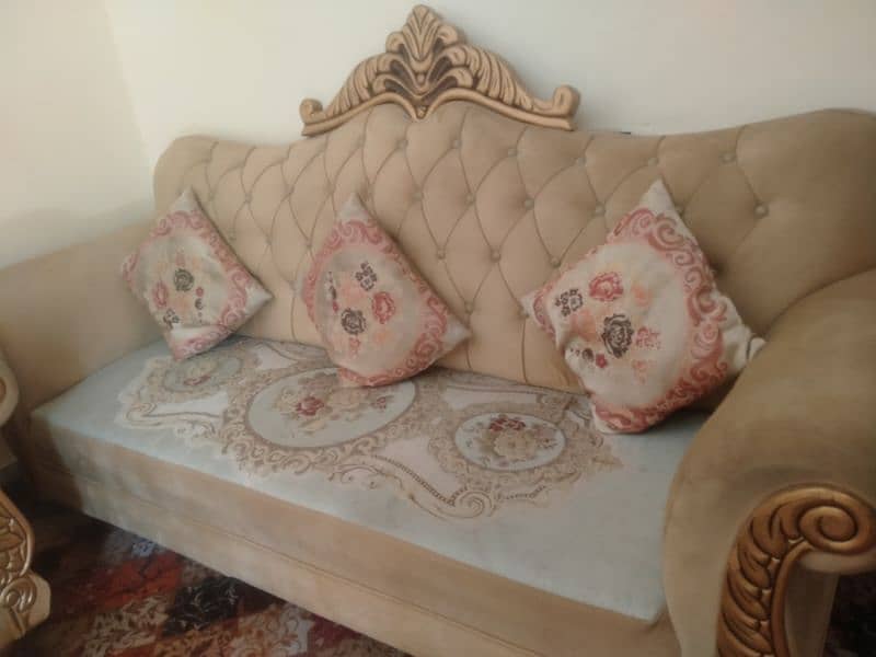 5 Seater beautiful sofa set 5