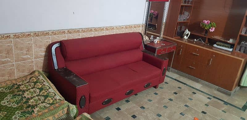 5 Seater Sofa Set 1 year Used (2 Sets) 4