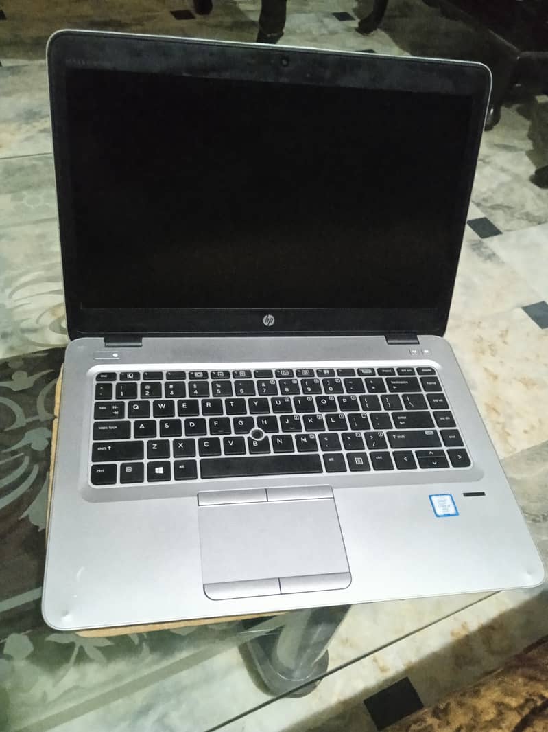 Sale low price Hp laptop 2