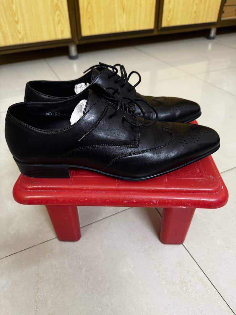 NDURE Leather Shoe 1