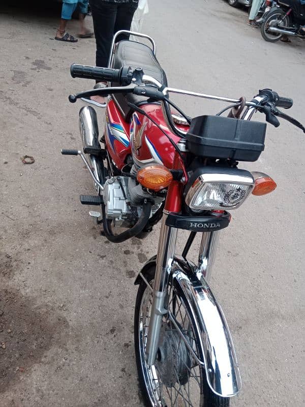 Honda 125 2022 model khi num 1