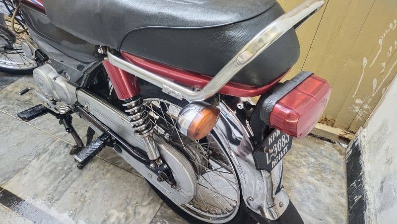 Honda cd 70 , genuine bike 1