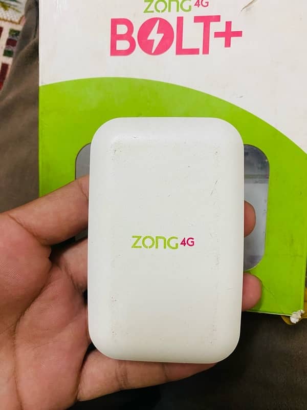 Zong Bolt 4G Devices 2Devices With Extra Batteries Reasonable Price 1