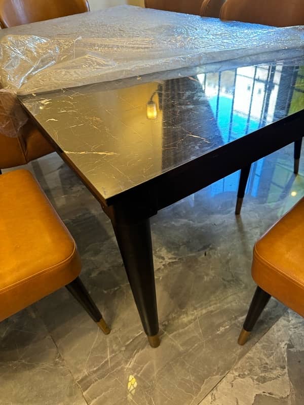 Luxury dinning table for sale with 6 chairs 1