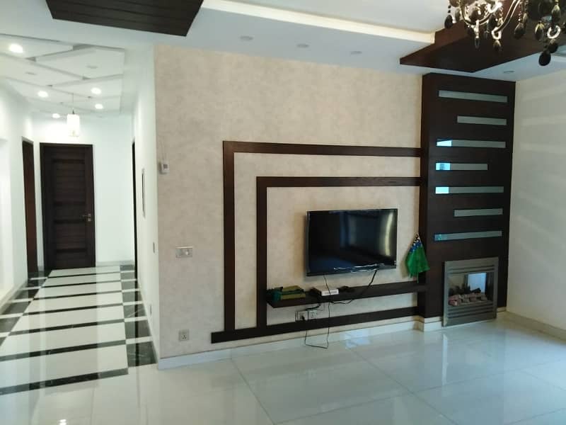 1 Kanal House Available For Rent In Usman Block Bahria Town Lahore 5