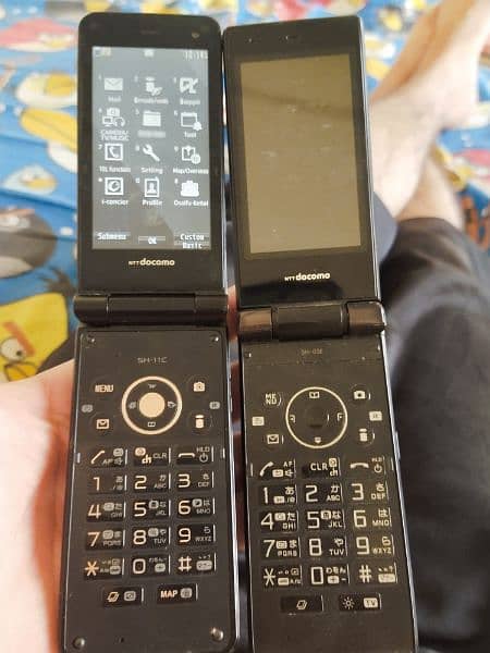 docomo Antique keypad phones 0